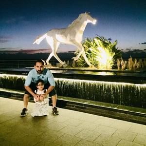 Meet your Posher, Omar